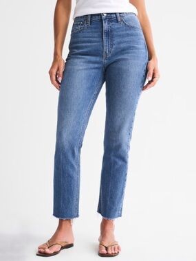 Abercrombie & Fitch Curve Love Ultra High Rise Ankle Straight Jeans Size 30 10